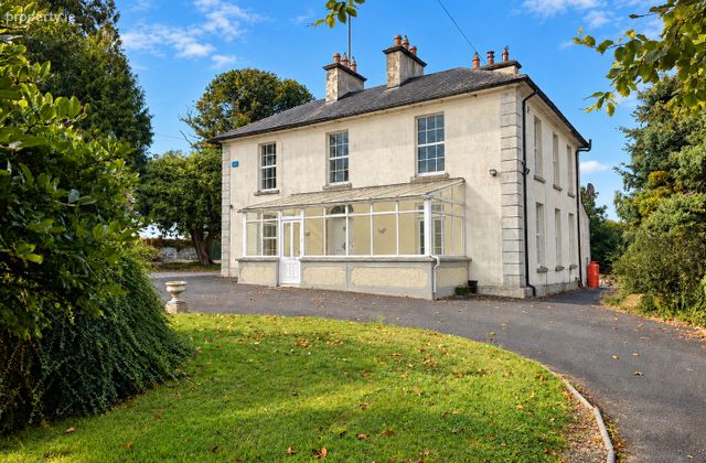 The Parochial House, Sion, Crossabeg, Co. Wexford, Crossabeg, Co. Wexford - Click to view photos