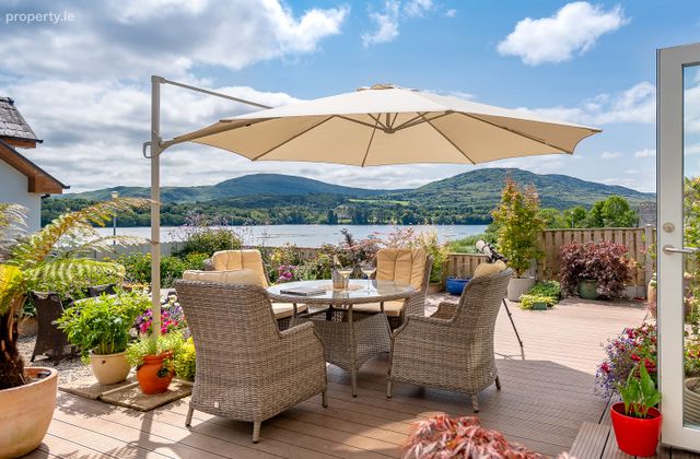 18 Inbhear Sc&eacute;ine, Killowen, Kenmare, Co. Kerry - Click to view photos