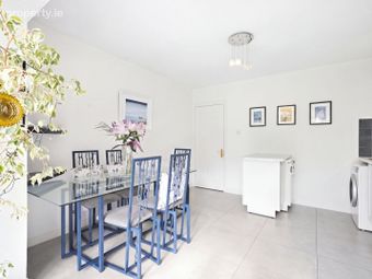 219 Woodfield, Scholarstown Road, Rathfarnham, Dublin 16 - Image 5