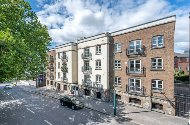 Apt 14, Manor Hall, Mount Brown, D08 E9F9, Dublin 8 - Click to view photos