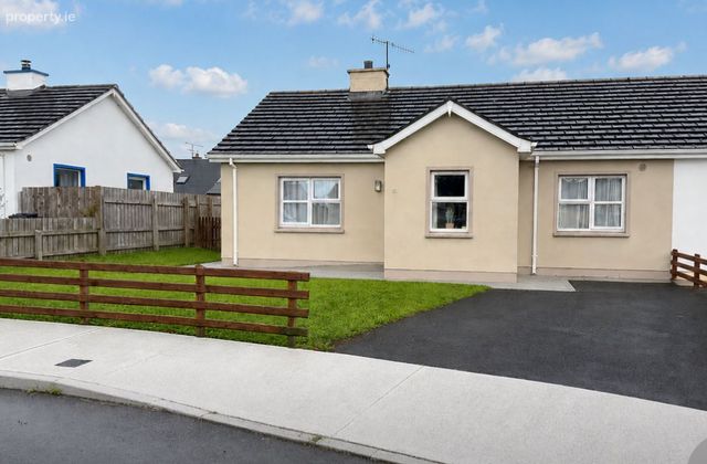 28 Stracomer View, Bundoran, Bundoran, Co. Donegal - Click to view photos