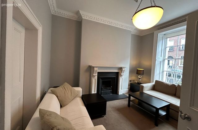 Pembroke Street Lower, Dublin 2 - Click to view photos