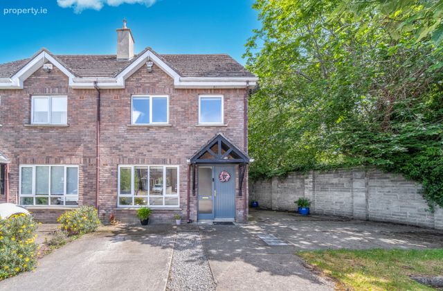56 Cois Cualann, Ballybrack, Laughanstown, Co. Dublin - Click to view photos