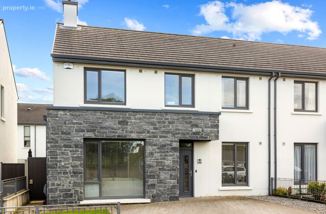 84 Oldtown Woods, Celbridge, Co.kildare, Celbridge, Co. Kildare - Click to view photos