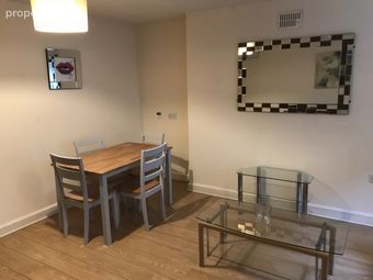 Apt 2, 12 Gardiner Place, Dublin 1 - Image 3