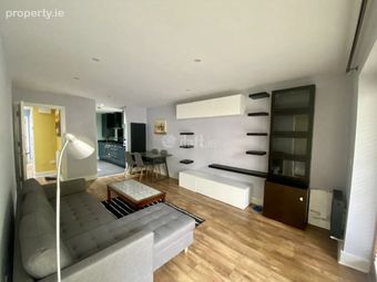 Apartment 54, Cloonlara Square, Phoenix Park Avenue, Navan Road (D7), Dublin 7 - Image 2