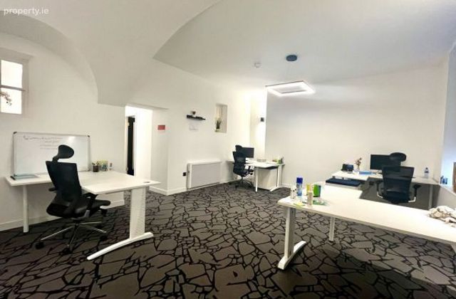 Fitzwilliam Square East, Dublin 2 - Click to view photos