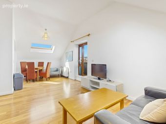 Apartment 18, Portland Lock, Portland Place, Dublin 1 - Image 3
