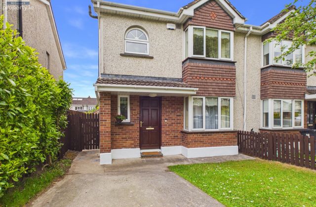 5 The Avenue, Collegewood Park, Clane, Co. Kildare, Clane, Co. Kildare - Click to view photos