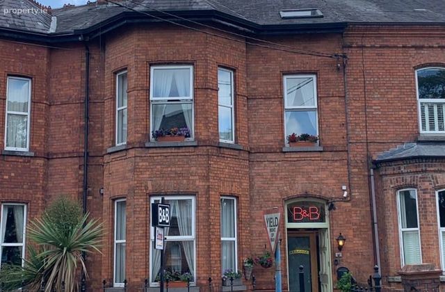Ardrose, 5 The Crescent, Dundalk, Co. Louth - Click to view photos