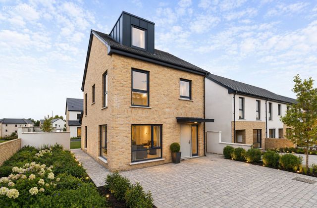 15 Bog-myrtle Way, Ard Na Sail&iacute;, Carrigtwohill, Co. Cork - Click to view photos