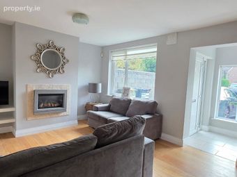 39 Rosemount Park, Dundrum, Windy Arbour, Dublin 14 - Image 3