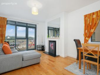 Apartment 30, West Courtyard, Tullyvale, Cabinteely, Dublin 18 - Image 4