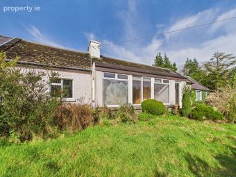 The Old Farmhouse, Minard West, Lispole, Doonmanagh, Co. Kerry