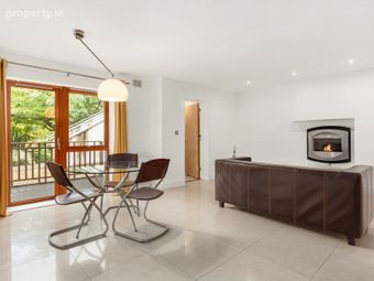 39 Brennanstown Square, Cabinteely, Dublin 18, Cabinteely, Dublin 18 - Image 2
