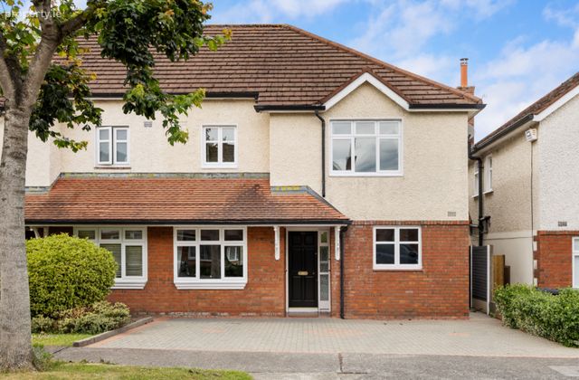 69 Hampton Park, Saint Helen's Wood, Booterstown, Co. Dublin - Click to view photos