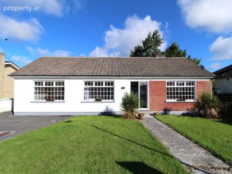 Tara House, 35 Knockaulin Drive, Ferbane, Co. Offaly