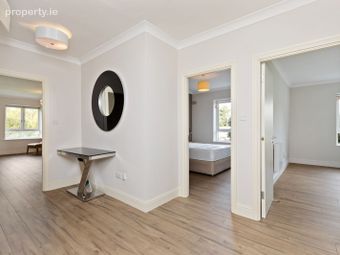 Apartment 11, Block A, Altamont Hall, Dundrum, Dublin 14 - Image 2