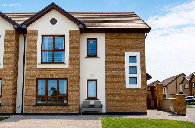 8 Lighthouse Way, Killea, Dunmore East, Co. Waterford - Click to view photos