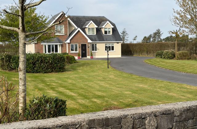 Grange, Turloughmore, Co. Galway - Click to view photos