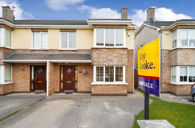2 Lanesborough Park, Finglas, Dublin 11, Finglas, Dublin 11 - Click to view photos