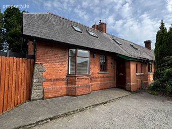 5 Plunkett Cottages, Portmarnock, Co. Dublin, Portmarnock, Co. Dublin - Image 2