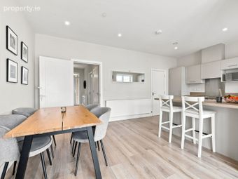 19 River Walk, Dublin 17, Balgriffin, Dublin 17 - Image 4