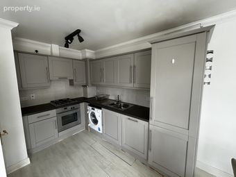 81 Greenview Seabrook Manor, Portmarnock, Co. Dublin - Image 2