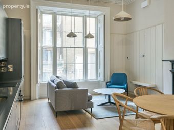 Apartment 3, 2/3 Wilton Place, Dublin 2 - Image 2