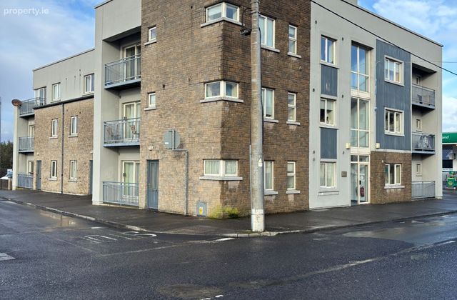 Apartment , Leonard Court, Teeling Street, Tubbercurry, Co. Sligo - Click to view photos