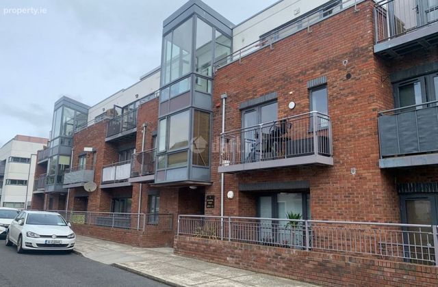 Beau Park Street, Block 5, Clongriffin, Dublin 13 - Click to view photos