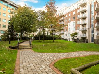 10 The Lansdowne Block, Pembroke Square, Dublin 4, Dublin 4 - Image 2