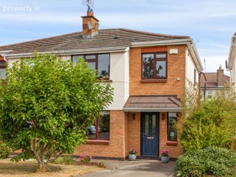15 Sefton Green, Rochestown Avenue, Dun Laoghaire, Co. Dublin