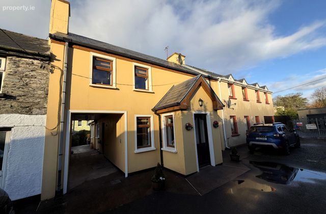 1 Mountain View, East End, Cahersiveen, Co. Kerry - Click to view photos