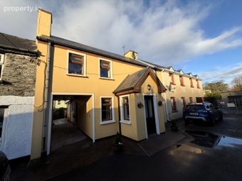1 Mountain View, East End, Cahersiveen, Co. Kerry