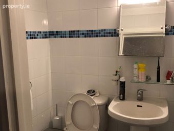 Apartment 34, Lansdowne Hall, O'callaghan Strand, North Circular Road, Co. Limerick - Image 2