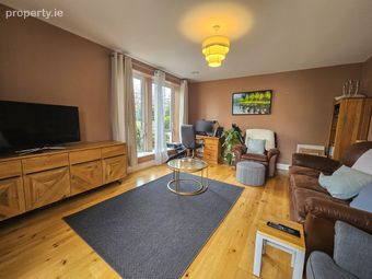 Dargan Drive, Honey Park, Dun Laoghaire, Co. Dublin - Image 4