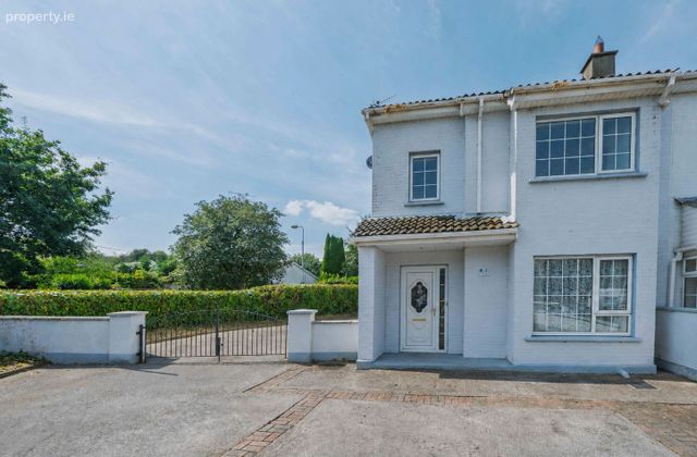 1a Beechgrove, Athboy, Co. Meath - Click to view photos
