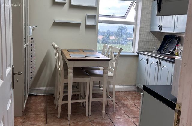Ballyknock, Cashel, Co. Tipperary - Click to view photos