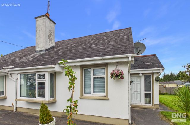 9 Quinn Villas, Ballaghaderreen, Co. Roscommon, Ballaghaderreen, Co. Roscommon - Click to view photos