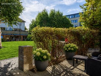 73 Milltown Avenue, Mount St. Annes, Milltown, Dublin 6 - Image 2