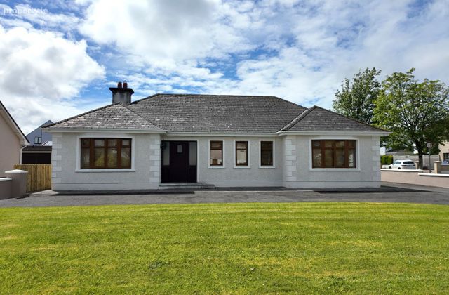 Windmill Road, Elphin, Co. Roscommon - Click to view photos