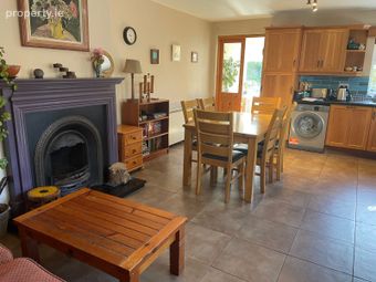 4 Riverside, Glengarriff, Glengarriff, Co. Cork - Image 4