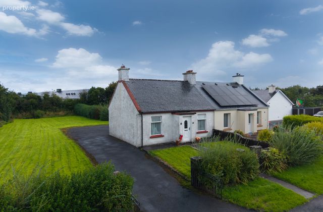 23 Moneen Cottages, Castlebar, Castlebar, Co. Mayo - Click to view photos