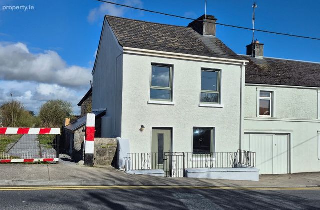 Vicar Street, Tuam, Co. Galway, Tuam, Co. Galway - Click to view photos