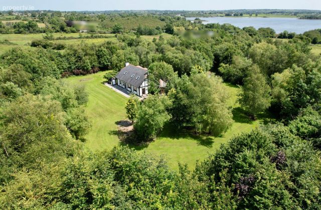 Castletown, Cross, Cong, Co. Mayo - Click to view photos