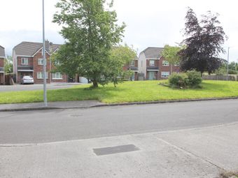 13 Chancery Park Way, Tullamore, Tullamore, Co. Offaly - Image 3
