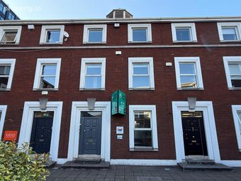 12 Clanwilliam Square, Grand Canal Quay, Dublin 2, Dublin 2 - Image 2
