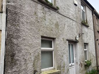 2 Courtney's Avenue, Roman Street, Blackpool, Co. Cork - Image 2