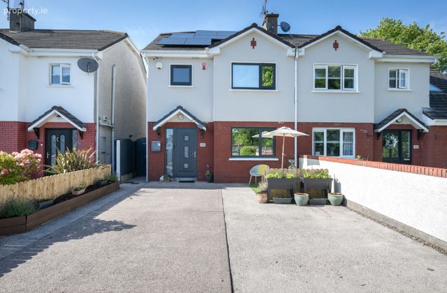 15 College Avenue, College Manor, Cobh, Co. Cork - Click to view photos